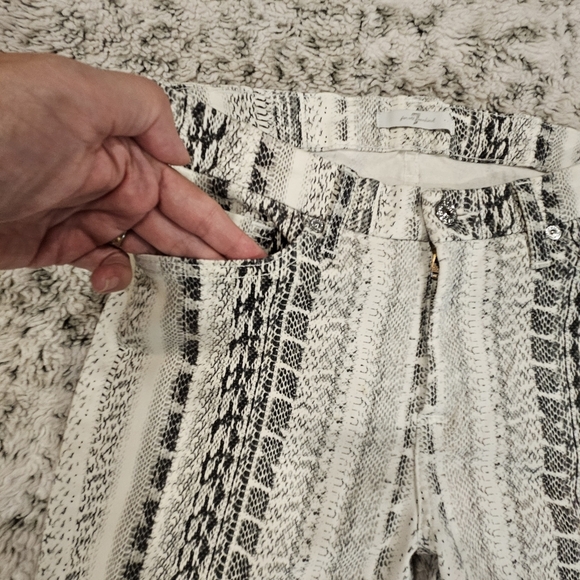 7 For All Mankind SZ 28 Black White Reptile Print Ankle Skinny Stretch Jeans - Picture 10 of 15